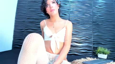 Snapshot of katia_prince chatting on 6, 4, 2026 KATIA online show from 6, 4, 2026