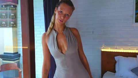 Snapshot of katie_dierse chatting on 29, 4, 2026 Katie online show from 29, 4, 2026
