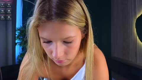 Snapshot of katie_dierse chatting on 25, 5, 2026 Katie online show from 25, 5, 2026