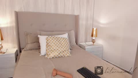 Katie online show from 9, 1, 2025