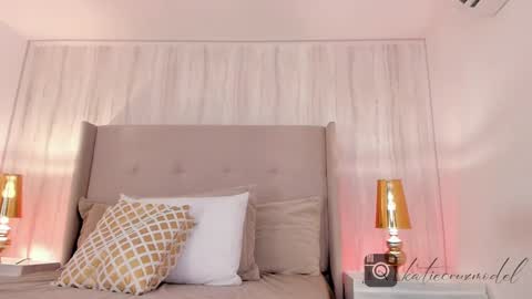 Katie online show from 18, 2, 2025