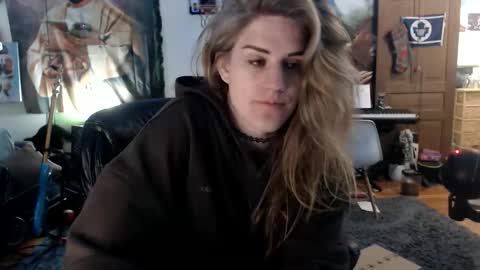 Snapshot of katiecutie_5 chatting on 15, 4, 2026 Katie online show from 15, 4, 2026