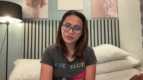 katiefrox  online show from 14, 7, 2026