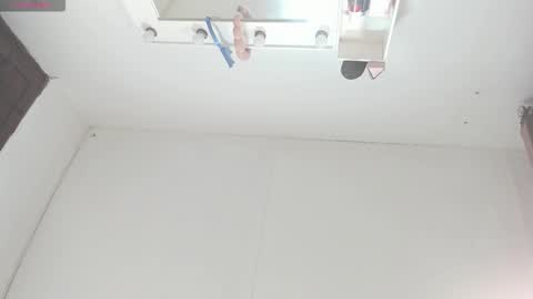 Snapshot of katitaluxury_hot chatting on 7, 3, 2026 katitaluxury_hot online show from 7, 3, 2026