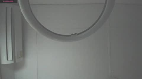 Snapshot of katitaluxury_hot chatting on 9, 4, 2026 katitaluxury_hot online show from 9, 4, 2026