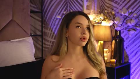 KatJolie online show from 17, 11, 2025