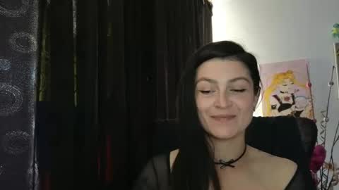 Snapshot of katlopez19 chatting on 10, 9, 2025 katalina online show from 10, 9, 2025