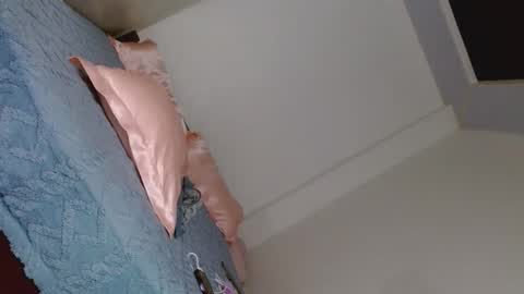 katrina_foxxx online show from 10, 9, 2025