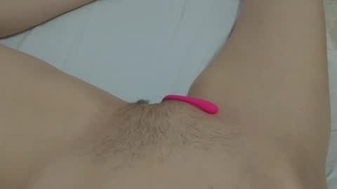 Snapshot of katrinna_arinna chatting on 25, 1, 2025 katrina dont forget to give me thumbs up online show from 25, 1, 2025