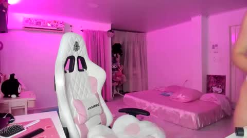 Snapshot of katrinrosex chatting on 28, 2, 2026 Katrin online show from 28, 2, 2026