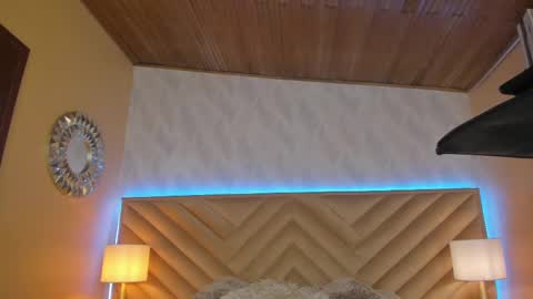 Snapshot of kattia_deluchi chatting on 7, 3, 2025 Katiia online show from 7, 3, 2025