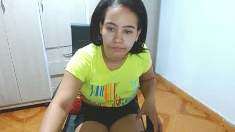 Snapshot of katticloos chatting on 17, 4, 2026 katticloos online show from 17, 4, 2026