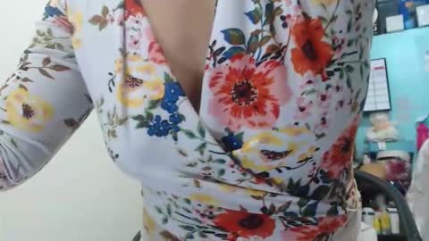 KattleyaGrey online show from 2, 12, 2025