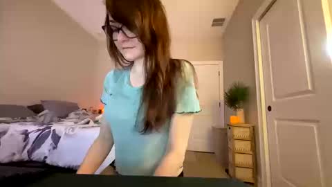 Snapshot of kattnip44 chatting on 15, 10, 2025 Josie live show Tuesday Wednesday and Thursday online show from 15, 10, 2025