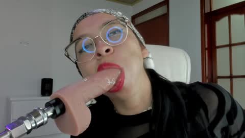 Snapshot of katty_mouth chatting on 14, 1, 2025 Katty online show from 14, 1, 2025