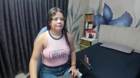 Snapshot of kattycurvy4u chatting on 3, 2, 2025 katty online show from 3, 2, 2025