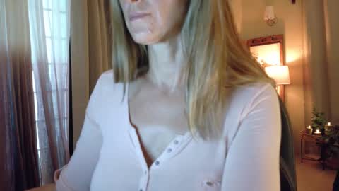 Snapshot of katy_mmm chatting on 2, 2, 2026 Katy online show from 2, 2, 2026