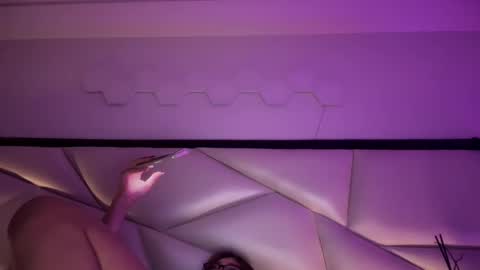 Emily online show from 26, 11, 2025