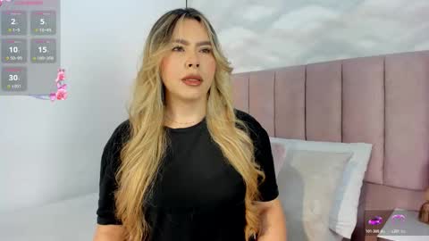 Snapshot of katya_blonde chatting on 22, 10, 2025 katya_blonde online show from 22, 10, 2025