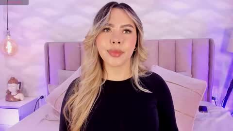 Snapshot of katya_blonde chatting on 19, 11, 2025 katya_blonde online show from 19, 11, 2025