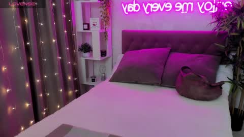 Kate online show from 2, 4, 2026