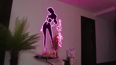 Snapshot of katyerave chatting on 9, 4, 2026 Katyerave online show from 9, 4, 2026