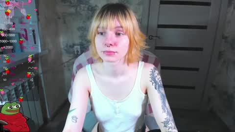 Snapshot of kawaii_power_uwu chatting on 28, 2, 2025 Kira-chan online show from 28, 2, 2025