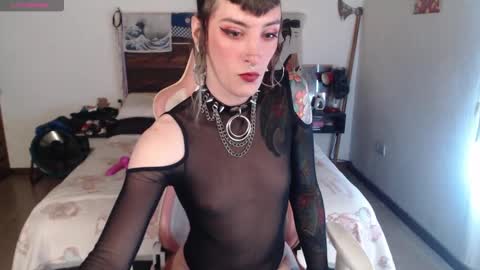 luna   online show from 13, 10, 2025