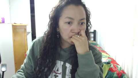 Snapshot of kawit1 chatting on 14, 4, 2026 Khawit online show from 14, 4, 2026