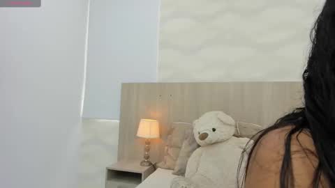   online show from 10, 9, 2025