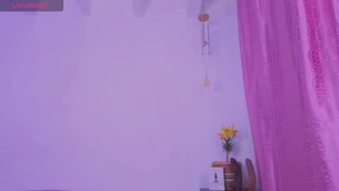 Snapshot of kayalstone chatting on 8, 4, 2026 Cattleya stone online show from 8, 4, 2026