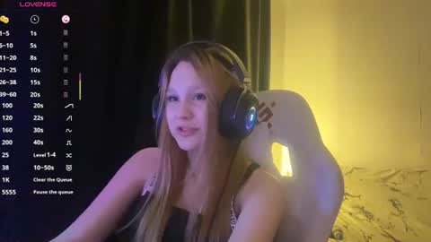 Snapshot of kayceefroehner chatting on 16, 6, 2026 Amia online show from 16, 6, 2026