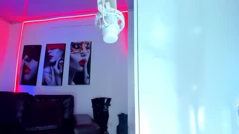 CAMILA online show from 24, 1, 2025