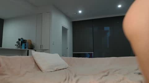 khaleesi online show from 5, 2, 2025