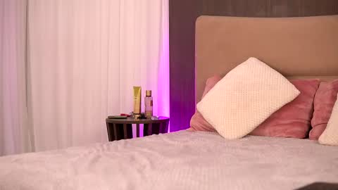 kaylabray online show from 18, 2, 2025