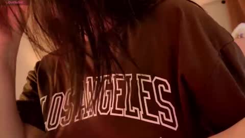 Kayla  online show from 16, 12, 2025