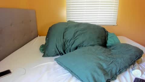 Kayla Cruise online show from 25, 9, 2025