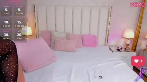 kayladavies_ online show from 16, 6, 2026