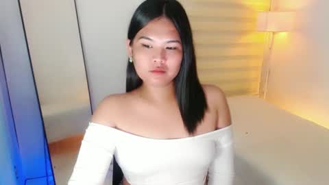 Y O U R        F U T U R E       K A Y L E E  online show from 15, 2, 2025