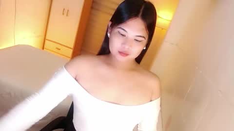 Y O U R        F U T U R E       K A Y L E E  online show from 24, 10, 2025