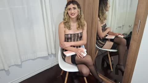 Snapshot of kayleesims_ chatting on 1, 4, 2026 Kaylee Sims online show from 1, 4, 2026