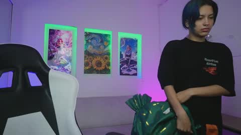 Kayra online show from 30, 10, 2025