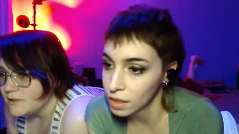 KayyNo online show from 21, 12, 2025