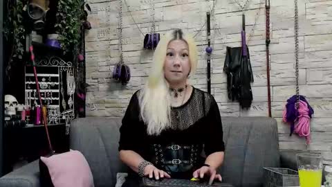 Miss Kazia online show from 21, 10, 2025