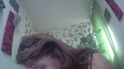 Snapshot of kazsandrah chatting on 12, 1, 2025 KAZSANDRAH online show from 12, 1, 2025