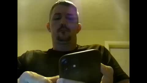 Snapshot of kcufem23 chatting on 20, 4, 2026 kcufem23 online show from 20, 4, 2026