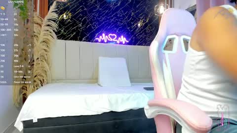 Snapshot of keane_lee_ chatting on 6, 4, 2026 Keane online show from 6, 4, 2026