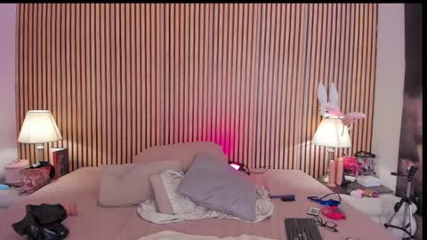 keeyla stone online show from 11, 1, 2026