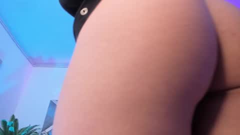 Snapshot of keidy_rose chatting on 9, 10, 2025 Keidy Monday to Saturday from 200 pm to 810pm UTC-5 Colombia Time online show from 9, 10, 2025