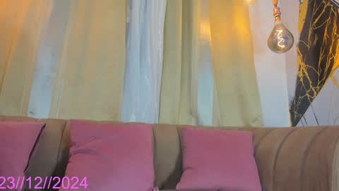 Snapshot of keila_mendoza chatting on 23, 12, 2024 Keila online show from 23, 12, 2024